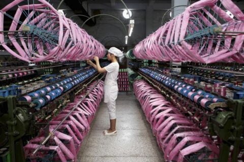 China Manufacturing PMI Slows Down Again In October