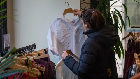 US Retail Sales See Lower-than-Expected Decline: Insights and Analysis