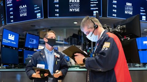 Dow Jones Futures Flat as S&P 500 Hits Record High